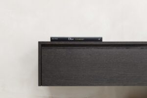 Maeve | Zwevend TV meubel | 4 Kleppen | Eiken | 220 – 400 cm