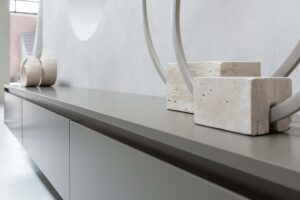 Maeve | Zwevend TV meubel | 3 Kleppen | MDF | 180 – 300 cm