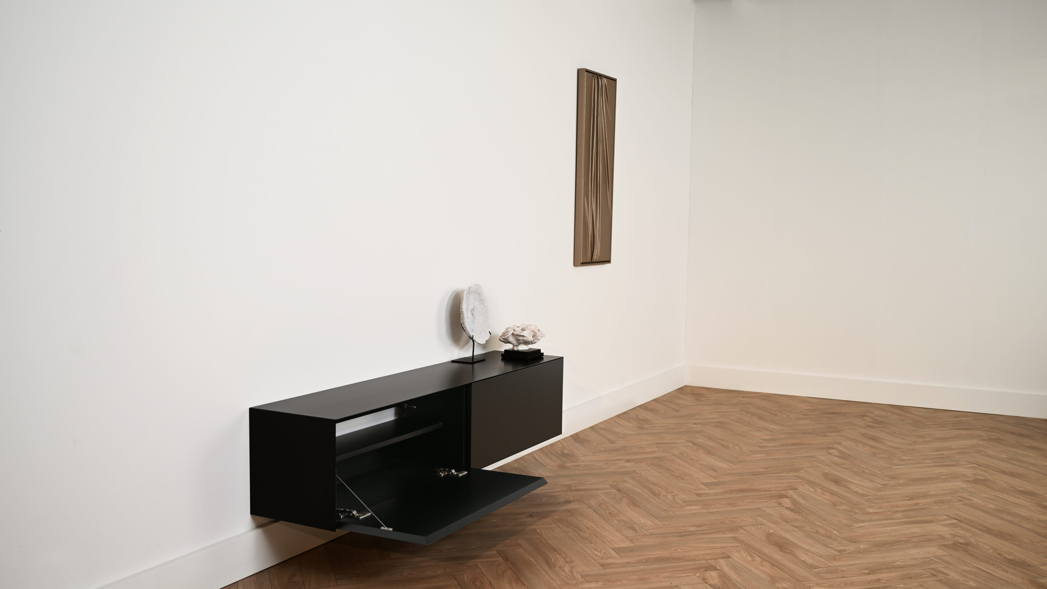 Modern zwevend MDF tv meubel met 2 kleppen met een open klep