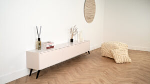 Jessie | tv meubel op zwarte retro pootjes | Strak | MDF | Scandinavisch Design | 3 Kleppen | 180 – 300 cm