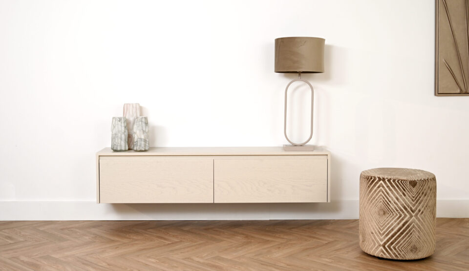 Zwevend tv meubel met 2 kleppen