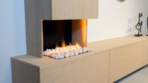 Jackson | tv meubel met openhaard met stenen en koof | Eiken | 3 Kleppen | 200 – 300 cm Blanco Eiken